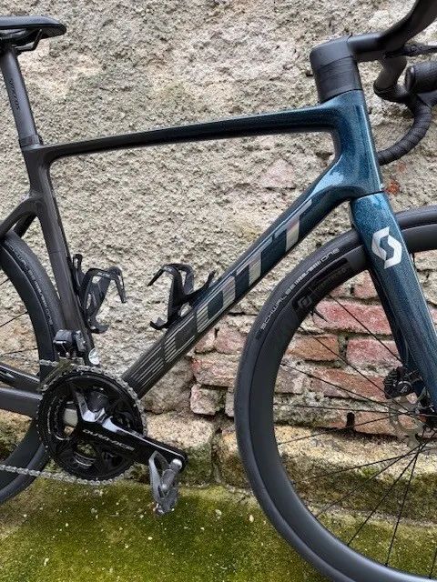 Scott Addict RC PRO vel. L