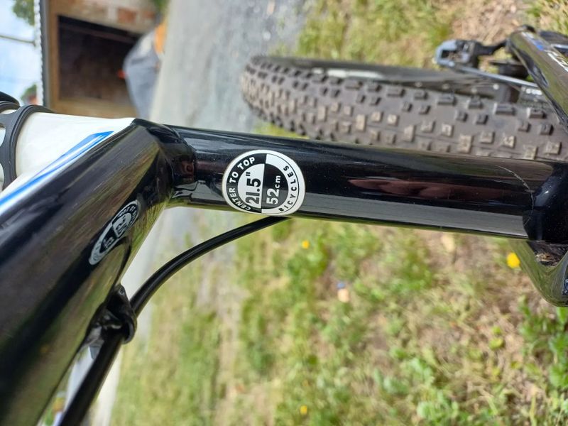 Merida ninety nine 99 Prodám celopéro Merida ninety nine 99 vel 21,5" 52cm převody brzdy Shimano, T 