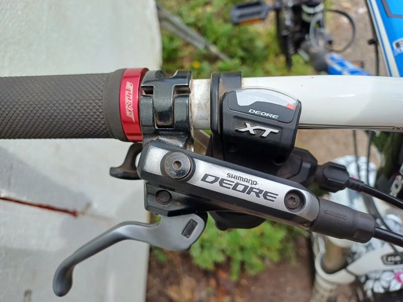 Merida ninety nine 99 Prodám celopéro Merida ninety nine 99 vel 21,5" 52cm převody brzdy Shimano, T 