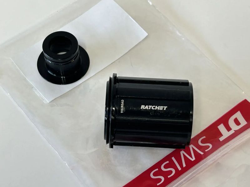 NOVÝ ořech DT Swiss - Shimano road alu. ratchat 12 mm