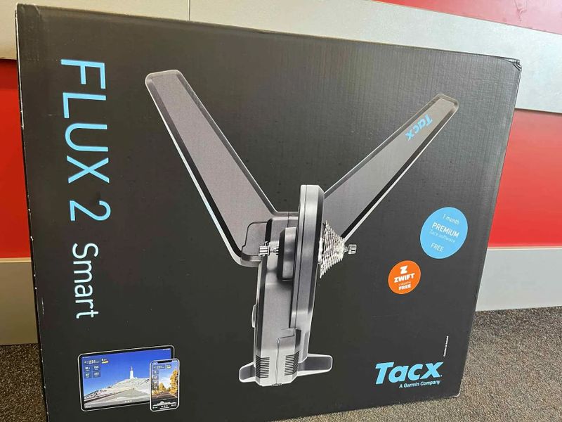 Cyklotrenažér Tacx Flux 2 Smart