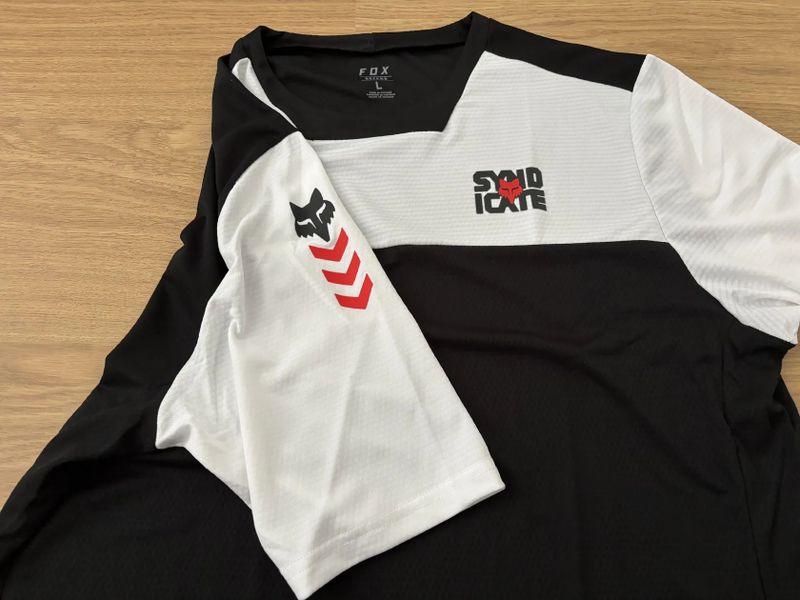 Dres Fox Defend Syndicate