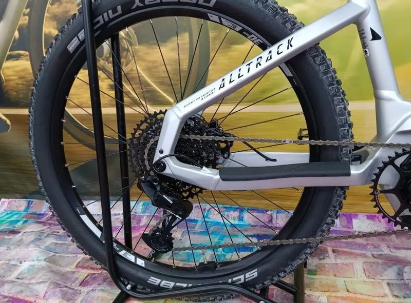 Haibike ALLTRACK 9 29", Bosch, 750Wh, horské elektrokolo vel. M