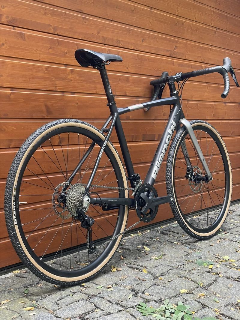 Prodám gravel Bianchi Via Nirone 7 allroad