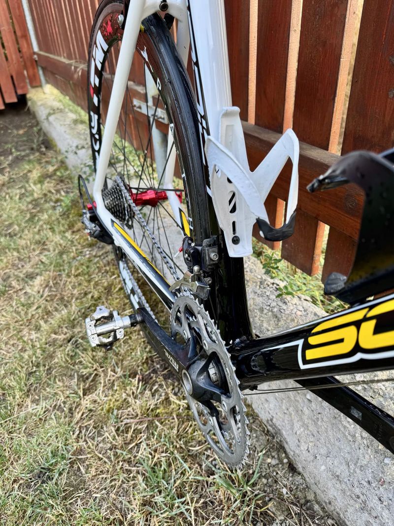 Scott Addict RC4 (L) + karbonové ráfky ITM