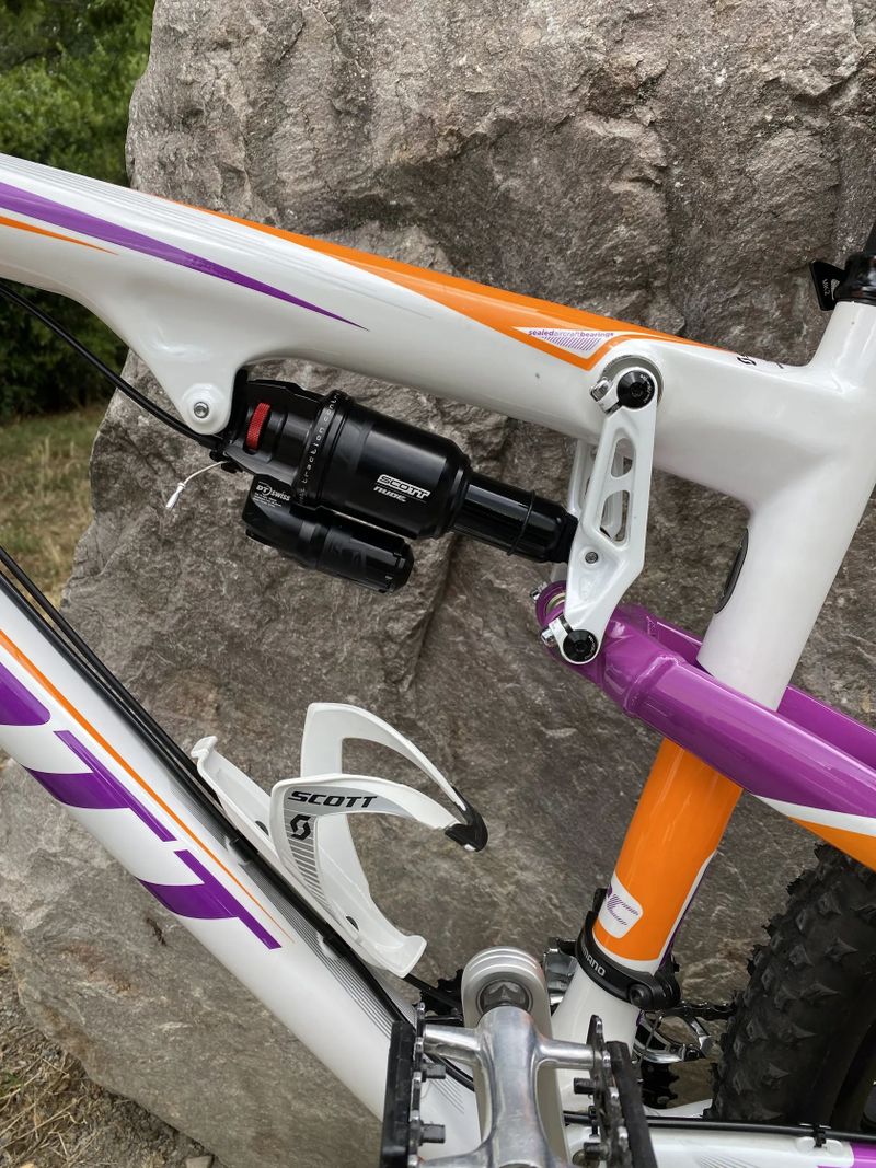 SCOTT CONTESSA SPARK RC RÁM M KOLA 26”