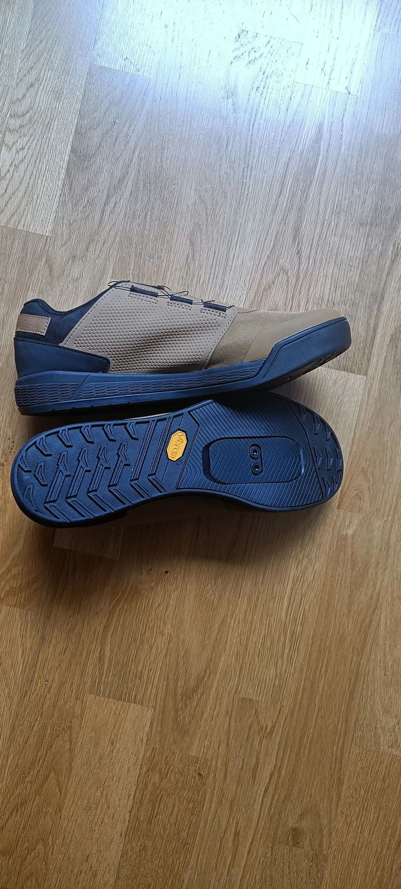 Prodám SPD tretry Pearl Izumi X-Alp Launch BOA