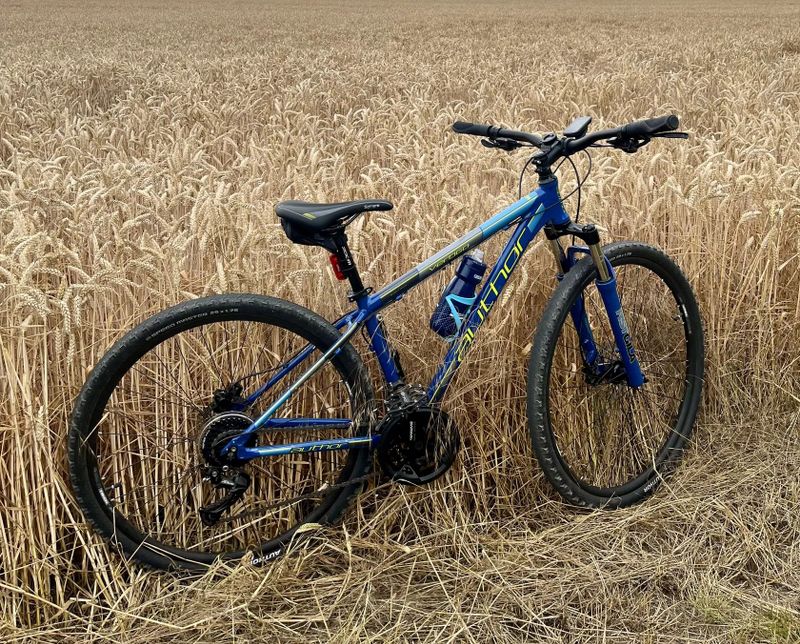 Krosové kolo nové s 29’ koly + příslušenství 