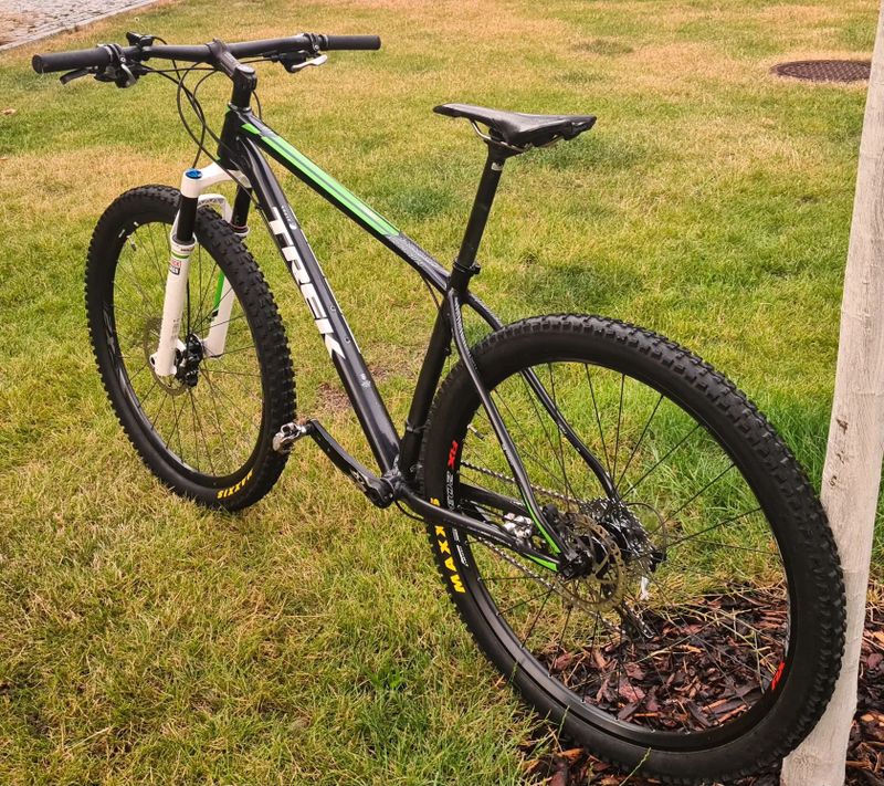 TREK SUPERFLY 9 L 29"