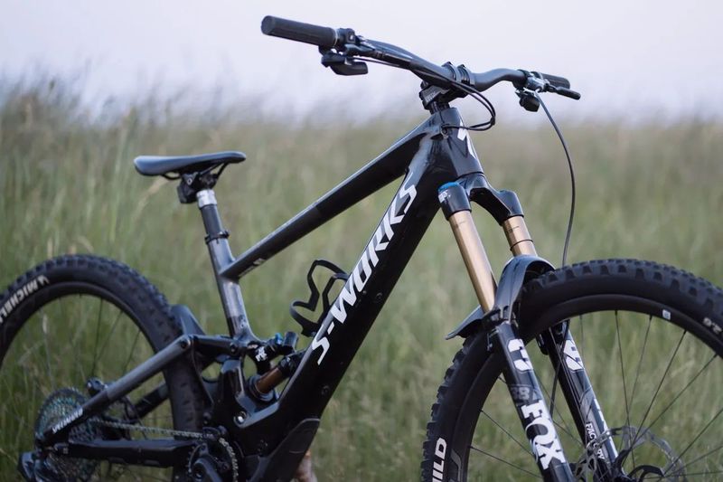  Specialized S-Works Turbo Kenevo SL S4 (málo jeté, top stav, range extender)