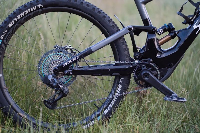  Specialized S-Works Turbo Kenevo SL S4 (málo jeté, top stav, range extender)