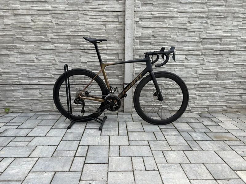 Giant tcr advanced pro Di2 12 speed 