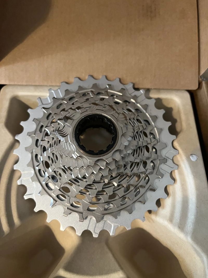 Nová kazeta Sram Red 10-33 