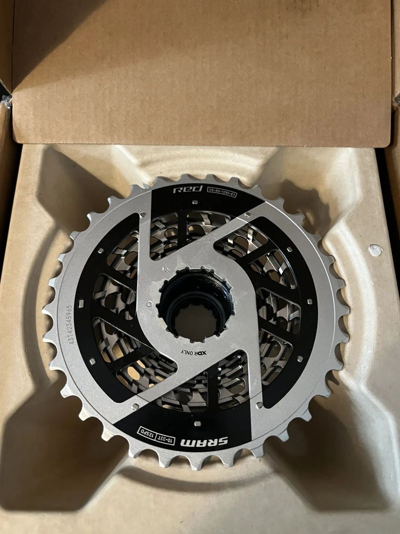 Nová kazeta Sram Red 10-33 