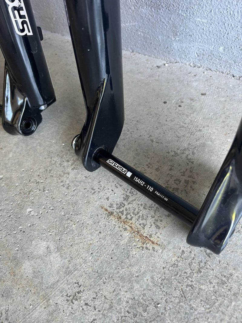 SR Suntour 29” 130mm