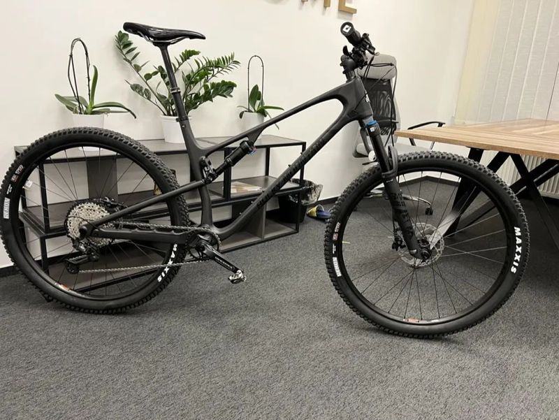 Down country bike Rocky mountain Element C50