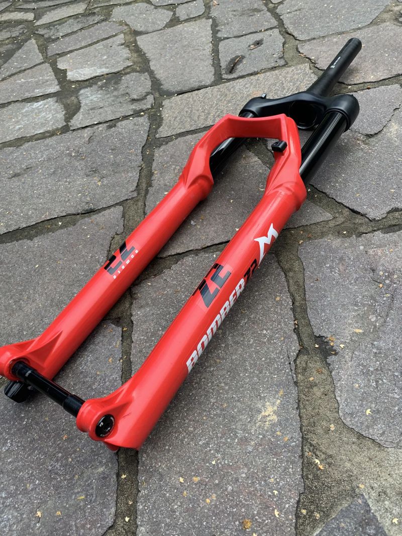 Marzocchi Bomber Z2 140 mm 29