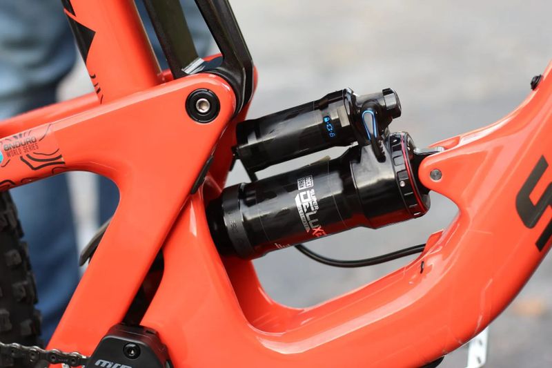 Prodám kolo Santa Cruz HIGHTOWER 2 CC vel.L 2021