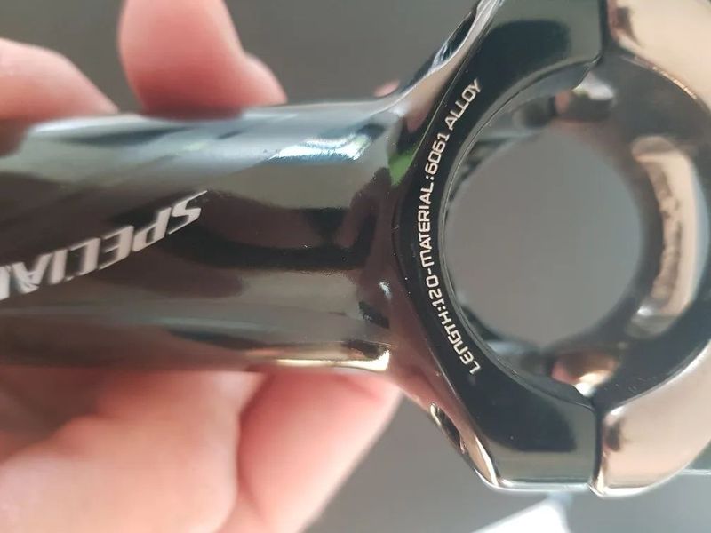Predstavec Specialized 120mm