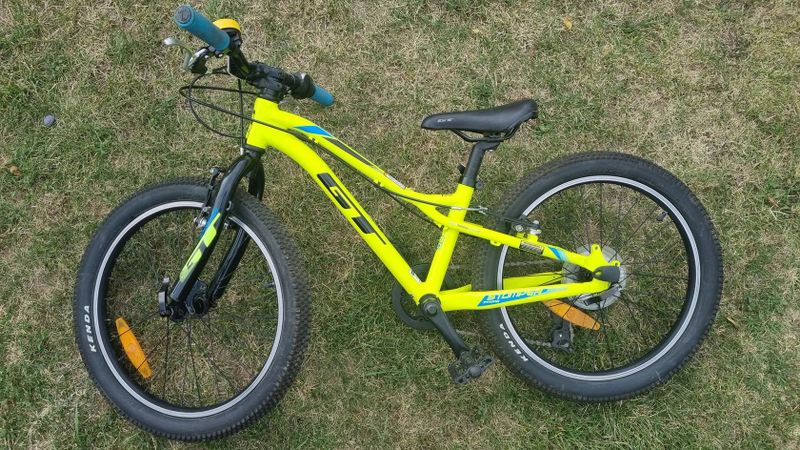 DĚTSKÉ kolo - GT Stomper 20'' Prime - Žlutá