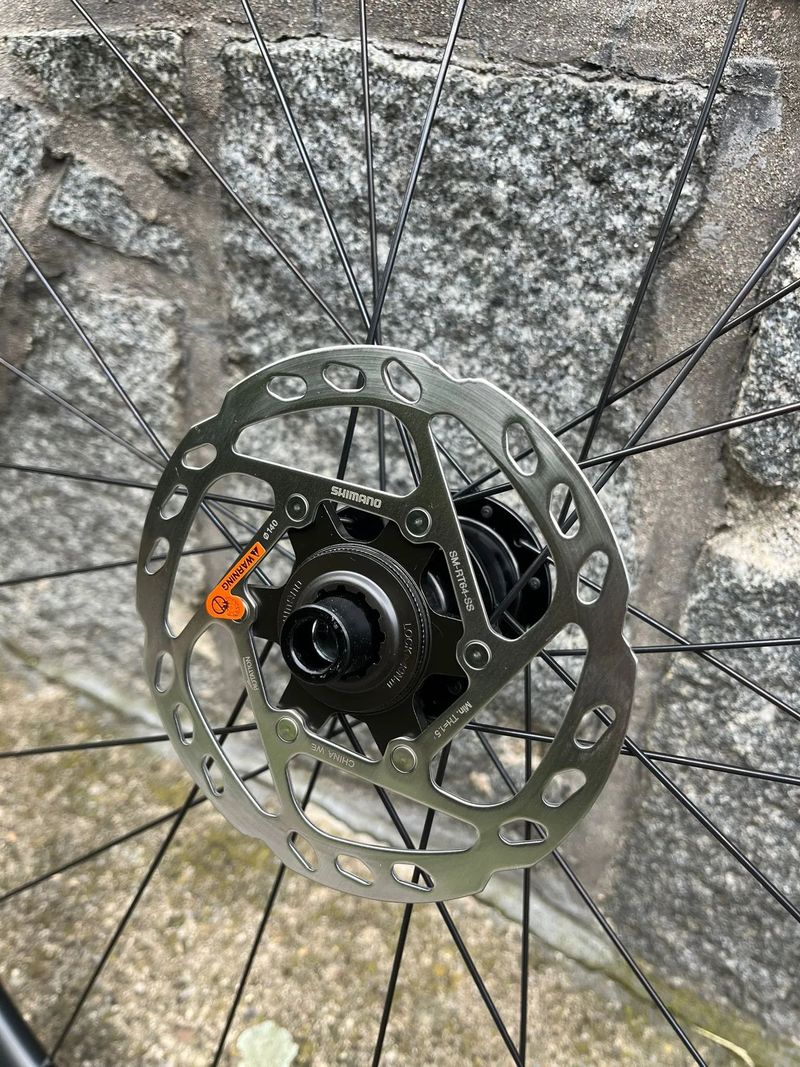 Zapletená kola DT SWISS R470 Disc