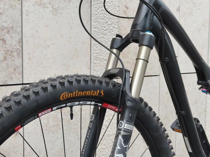 Specialized Strumpjumper Comp EVO kola 29" vel. XL