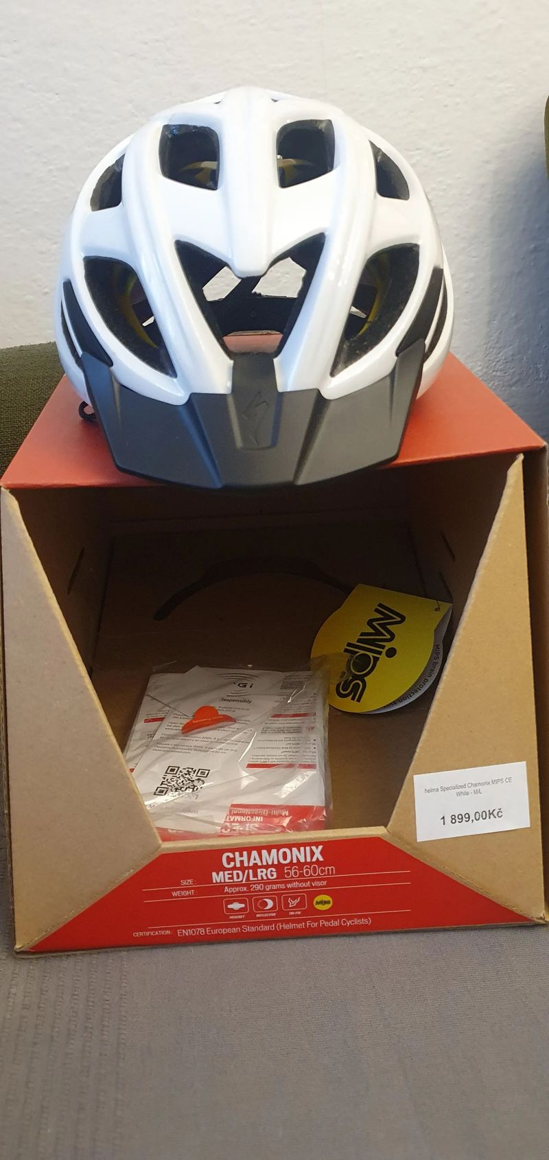 Prodám helmu Specialized Chamonix