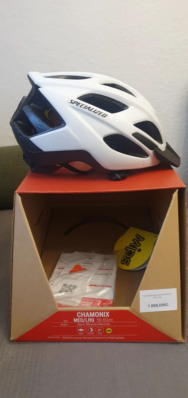 Prodám helmu Specialized Chamonix