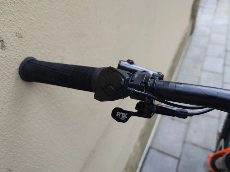 Elektrokolo Cube stereo hybrid 160 hpc actionteam 600km