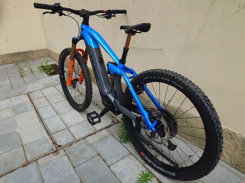 Elektrokolo Cube stereo hybrid 160 hpc actionteam 600km