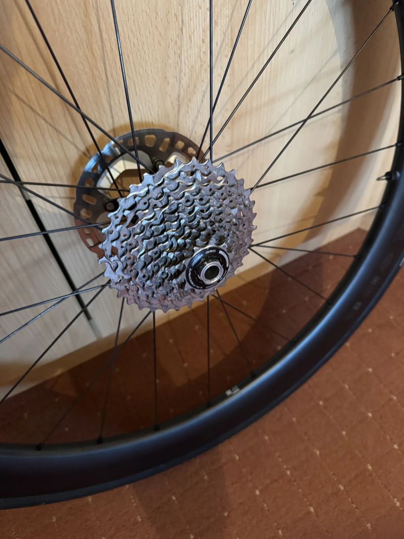 Zapletená kola Fulcrum Wind 57