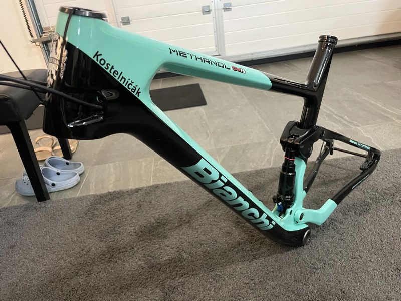 Bianchi Methanol FS, velkost XL