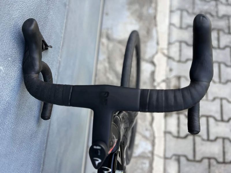 Pinarello F Series F7 - Lunar White (2025, NOVÉ)