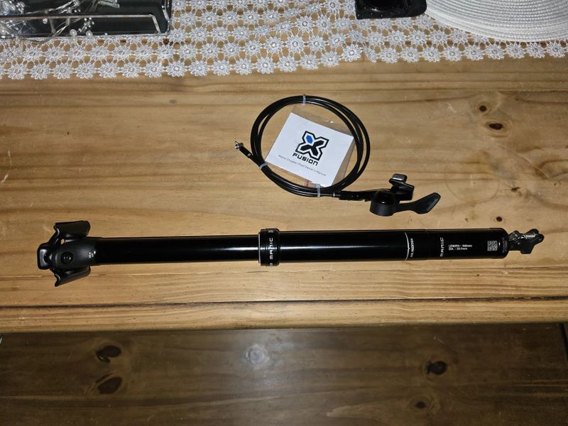 Teleskopická sedlovka X-fusion Manic 150mm/ 30,9mm
