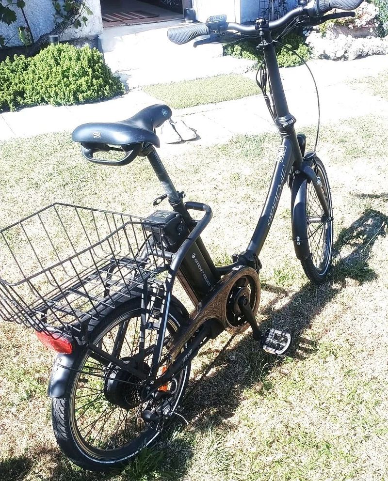 Skládací elektrokolo do kufru auta