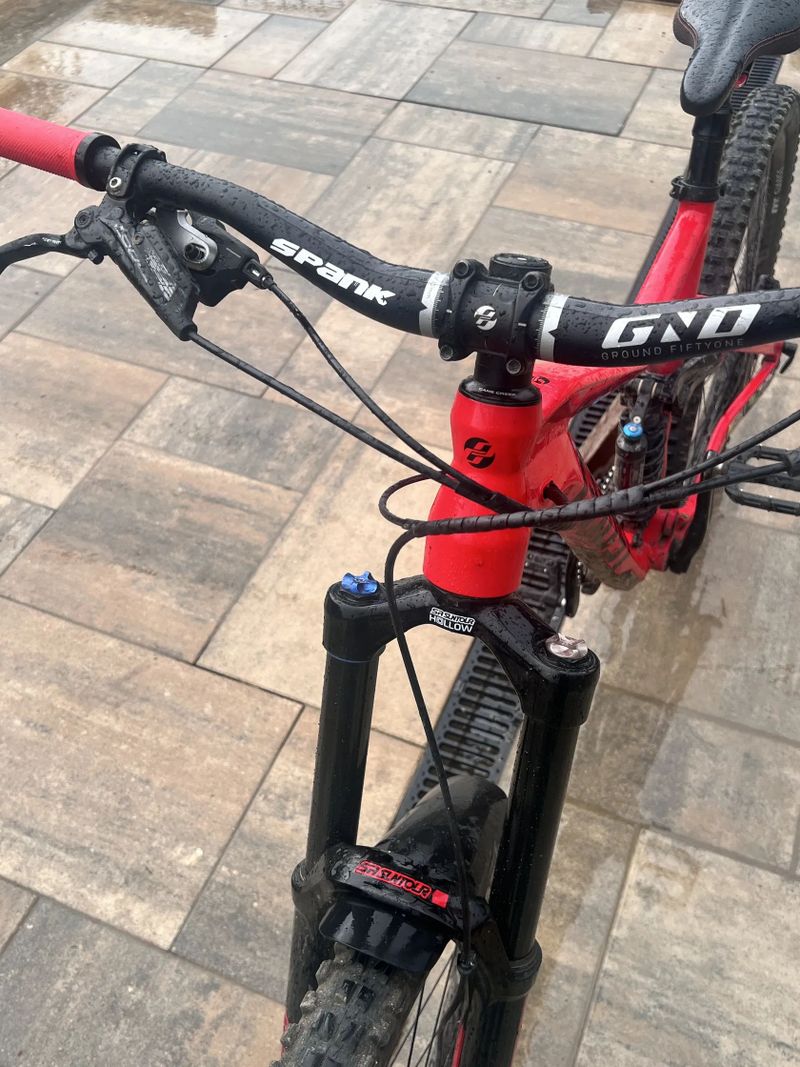 Prodám celoodpruženého Ghost Framr 4.7 2019 