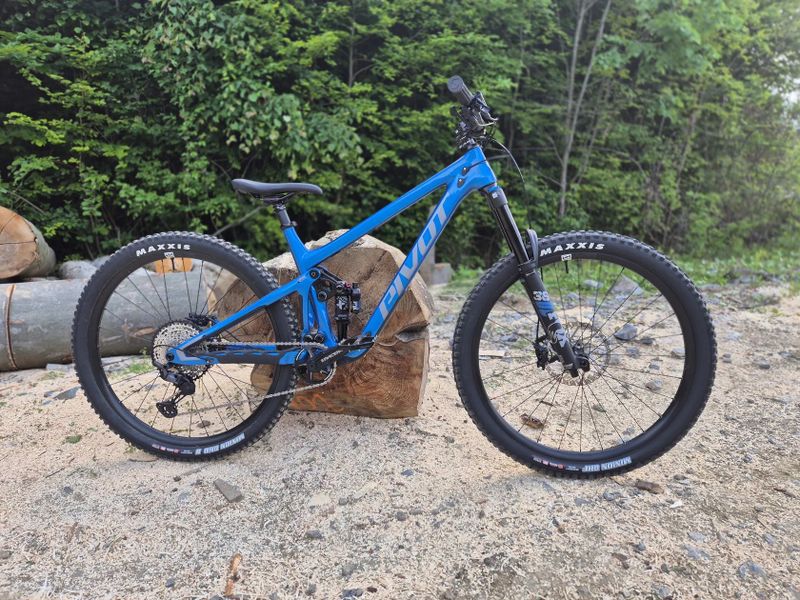 Pivot Switchblade L
