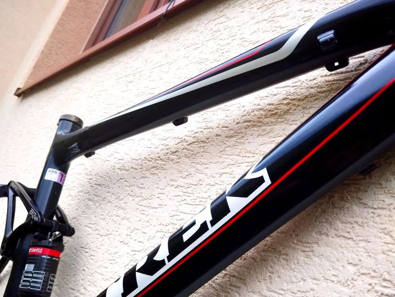 Trek Top Fuel 9.9 Carbon + DT Swiss XR Carbon 