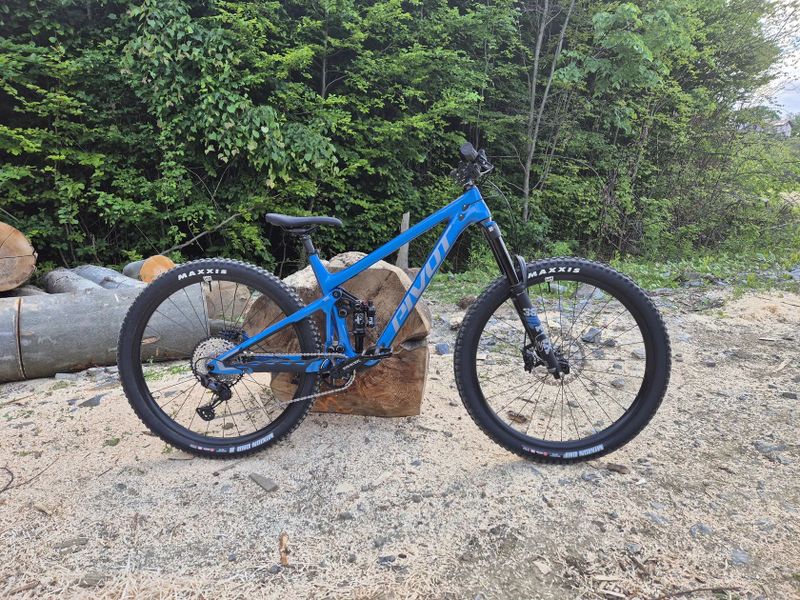Pivot Switchblade L