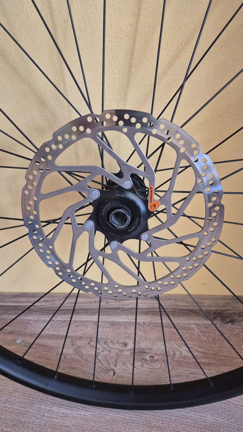 Predam Shimano kolesa s kotúčmi -Mullet.