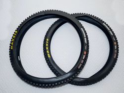 Pár tubeless plášťů Maxxis Minion DHF 27.5*2.5