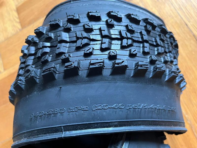 Plášť Maxxis Rekon (29 x 2,6) - nepoužitý