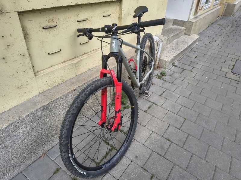 Qayron Ram MK2 Q + teleskopická sedlovka 