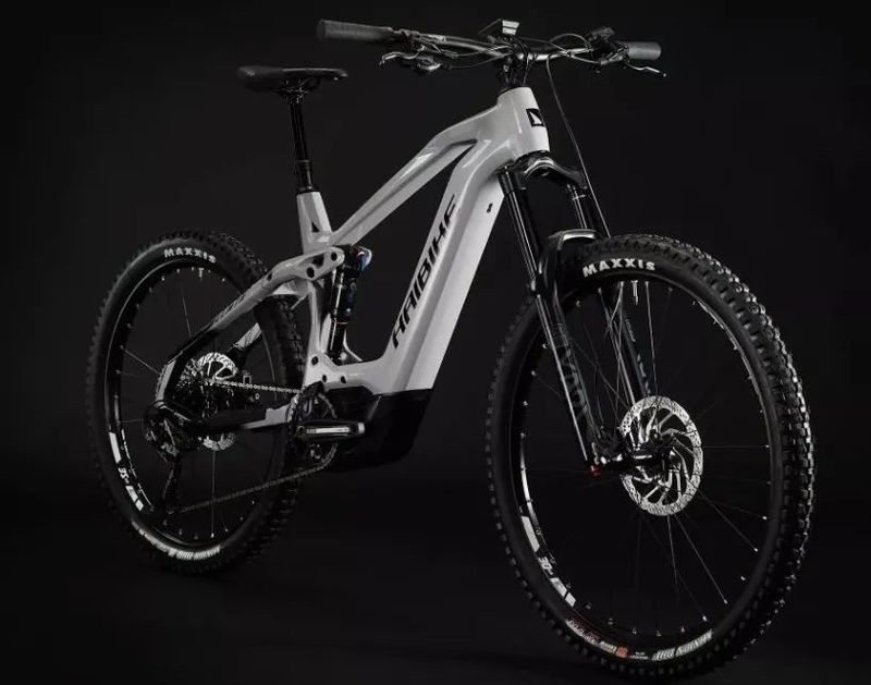 Haibike AllMtn CF 9 -BOSCH, 750Wh, karbonové Celoodpružené elektrokolo vel. "XL"