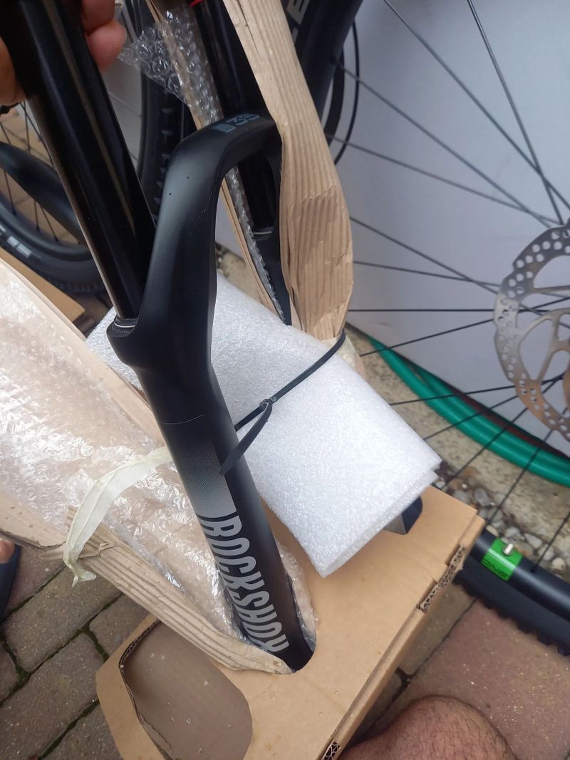 NOVÉ Celoodpružené MTB+ Škoda- Superior Shimano Deore