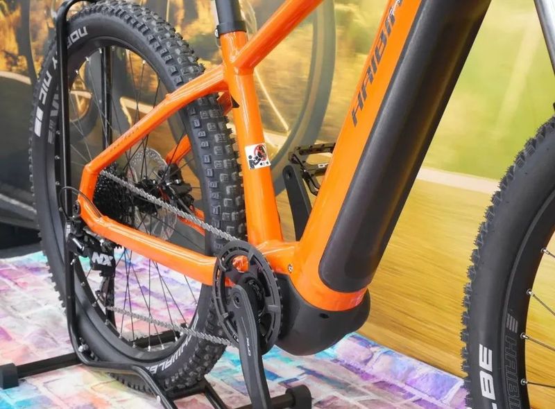 Elektrokolo Haibike AllTrack 6 27.5 - 2024, horské elektrokolo vel. S