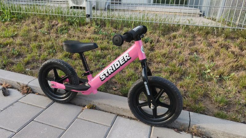 Minikolo bez šlapátek Strider 12 Sport