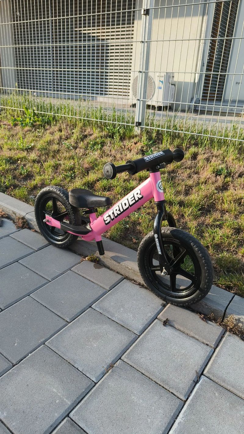 Minikolo bez šlapátek Strider 12 Sport