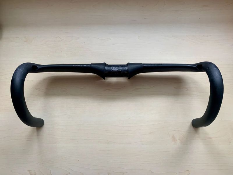 Karbonová řidítka Syncros Creston 1.0 aero 420mm