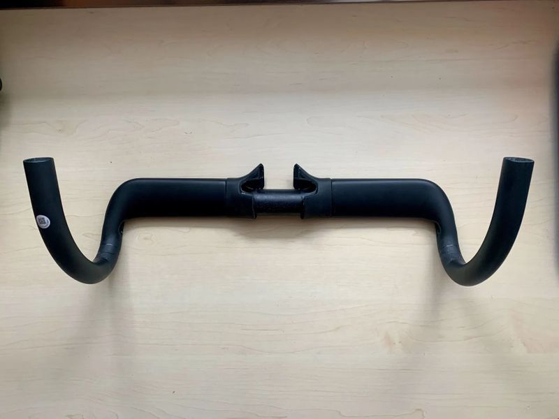 Karbonová řidítka Syncros Creston 1.0 aero 420mm